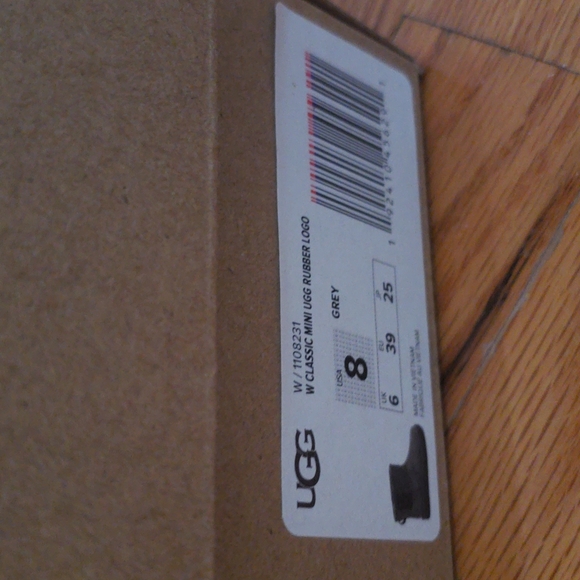 Classic Mini Bootie - Picture 2 of 5